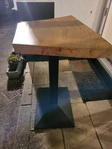 pub table
