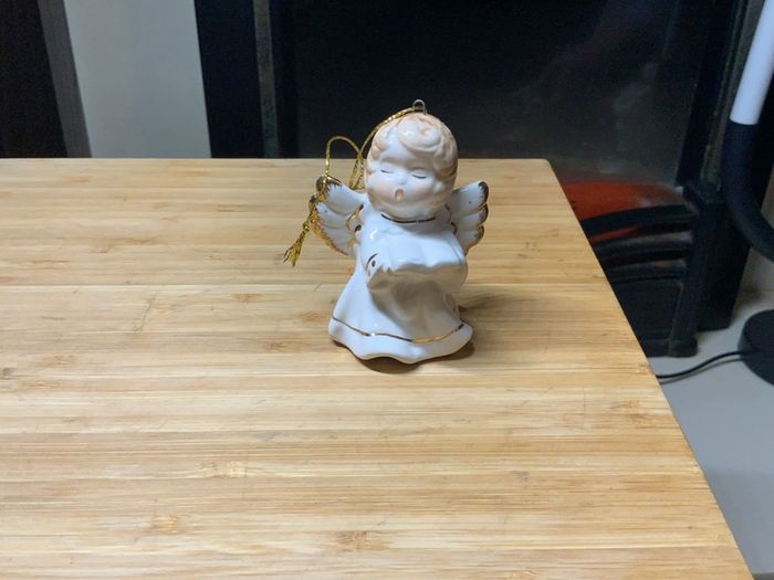 Figurines