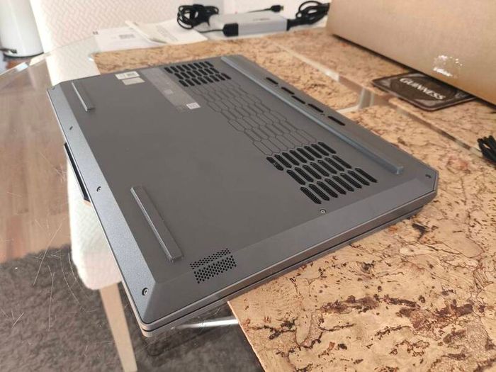 Gaming Laptop Lenovo Loq Ryzen 5 7235HS 4/8 RTX3050 6gb 95w 16gb Ddr5 512GB Nvme 144hz Win11 Rgb