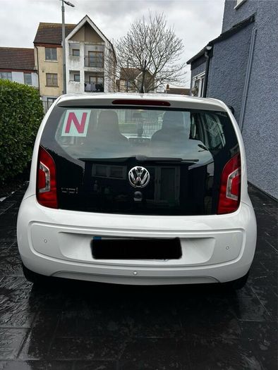 Volkswagen Up Automatic 2015