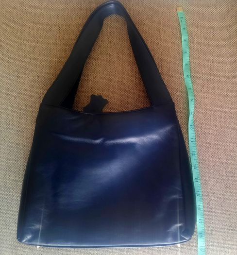 Genuine black leather handbag in excellent condition with no issues see last three photos for exact measurements FREE TRACKED POSTAGE INCLUDED