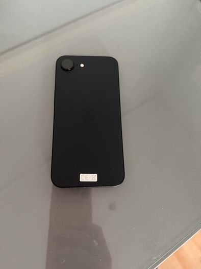 iPhone 16e 128GB Sim free (unlocked) e-sim