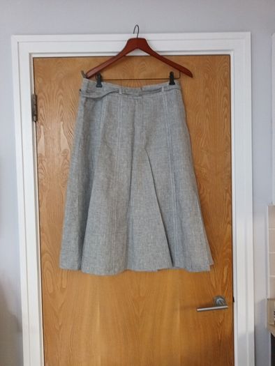 Gelco  Silver Grey Skirt.  S.14.  New - No Tag.