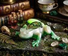 The Mystic Vision Frog Figurine Green White Resin Art Esoteric AllSeeing Eye
