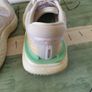 Nike ZoomX Invincible Run Flyknit Womens Trainers 7.5 UK Image 8