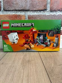Lego Minecraft 21255 The Nether Portal Ambush Brand New Sealed