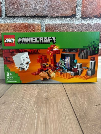 Lego Minecraft 21255 The Nether Portal Ambush Brand New Sealed