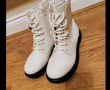 women boots (new)