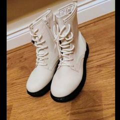 women boots (new)
