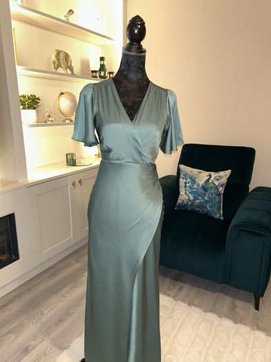 Stunning Ladies Forever New Maxi Dress. Size UK 6 / EU 34