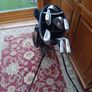 Golf Stand Bag with Retractable Legs and Clubs - Only 175 Image 2