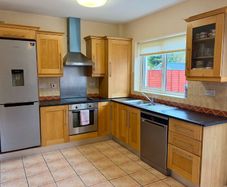 Kitchen Units, Fridge Freezer and Dishwasher