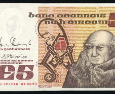 IRELAND - 5 Pounds Punt Banknote 07.05.1993 P-71e Central Bank of Ireland (AU)