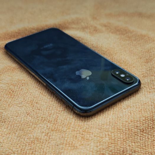 iPhone X - Read Description