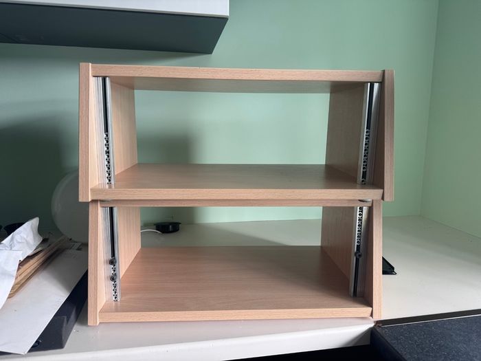 Thon Studio Desktop Rack 4U beech (x2)
