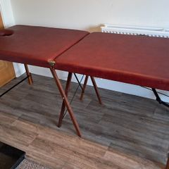 Massage/Treatment Table