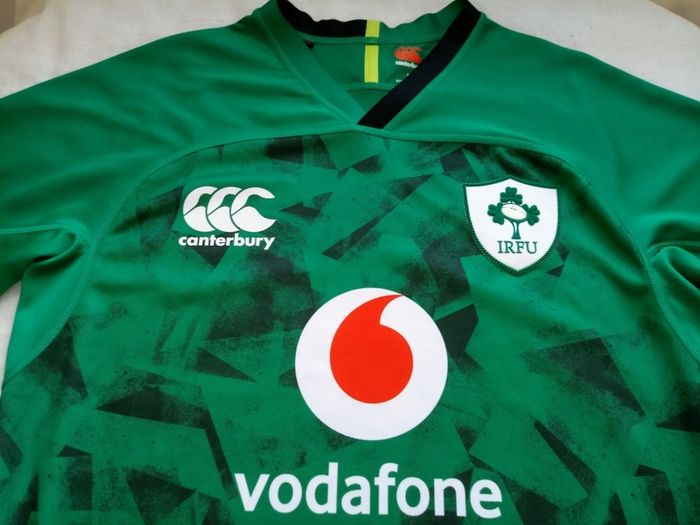 Mint 2020/21 IRFU Canterbury Rugby Jersey Size L Adults