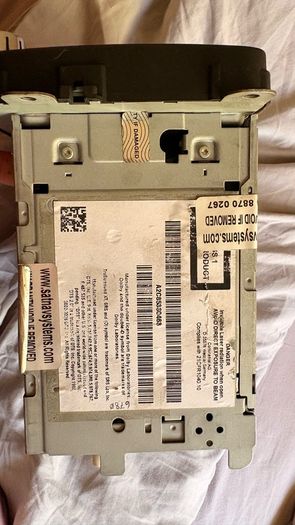 Vw genuine sat nav radio unit.