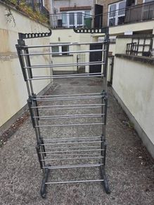 clothes rack
