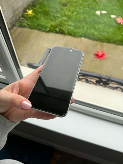 Iphone 15 Green