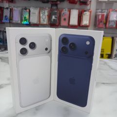 Iphone 17 pro max 256gb Brand new sealed pack Unlock sim free 12 months warranty Shop collection and shop receipt
