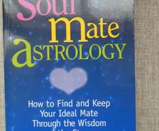 Soul Mate astrology. Paperback book, Books, non fiction,Astrology