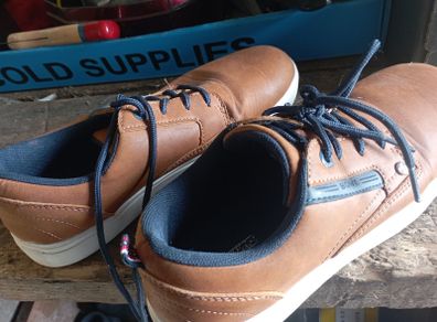 Kids shoes