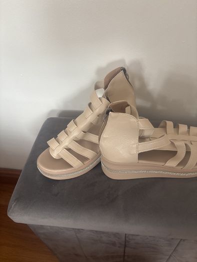 Shoes Flats Zipp Up Back