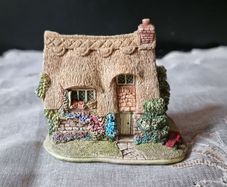 Vintage Lilliput Lane Cottage "Sweet William"