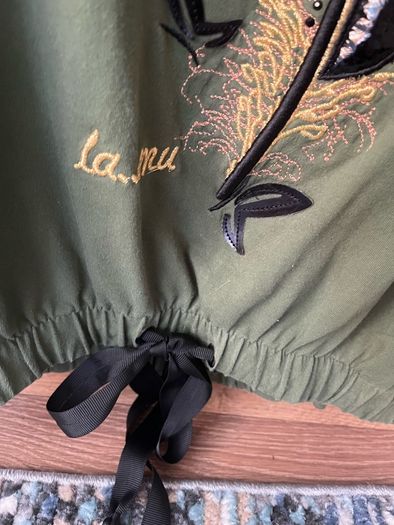 women's blouse, uni size