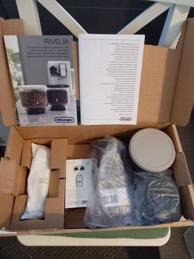 Delonghi Coffee Machine Rivelia -  Beige