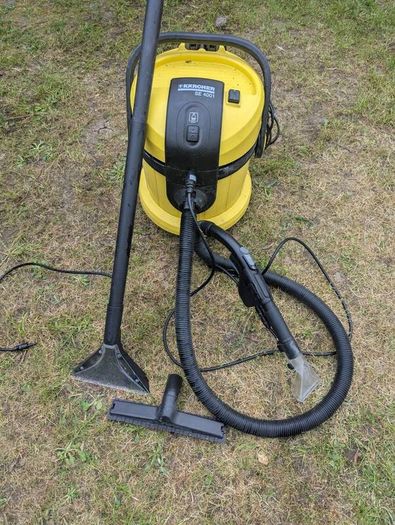 Karcher carpet cleaner