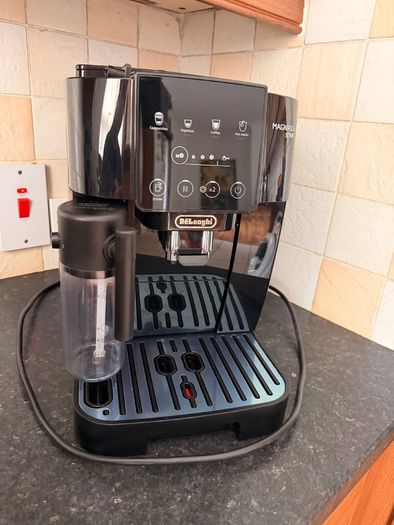 Delonghi Magnifica Start