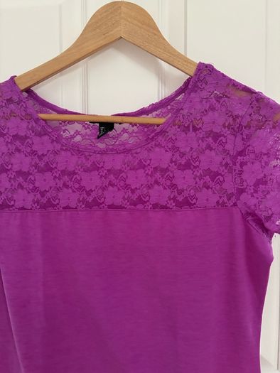 H and M Top. Size L (14)