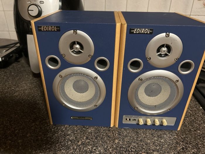 Edirol MA15D Digital Micro Monitors (30 Watts, 1x4 in.)