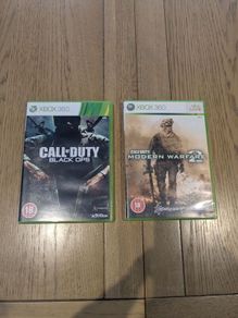 Xbox 360 Call of Duty Bundle  MW2 + Black Ops
