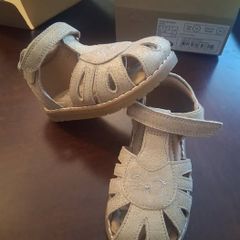 NEW: Verbaudet toddler sandals, size EU24