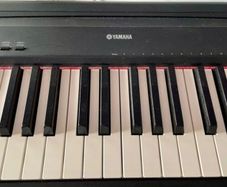 Yamaha full size keyboard