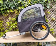 Dog trailer