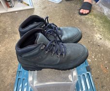 Men's shoes, like new. Worn once