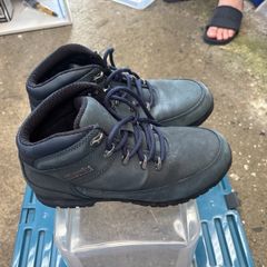 Men's shoes, like new. Worn once