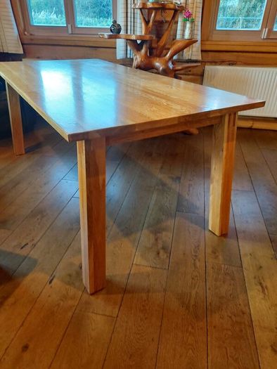 new Solid Oak table