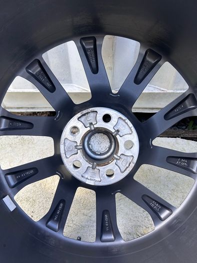 Genuine Range Rover Sport 21" Alloy Wheels
