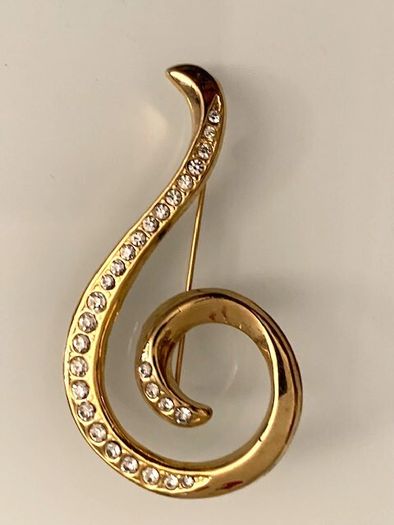 Vintage Brooch 1980