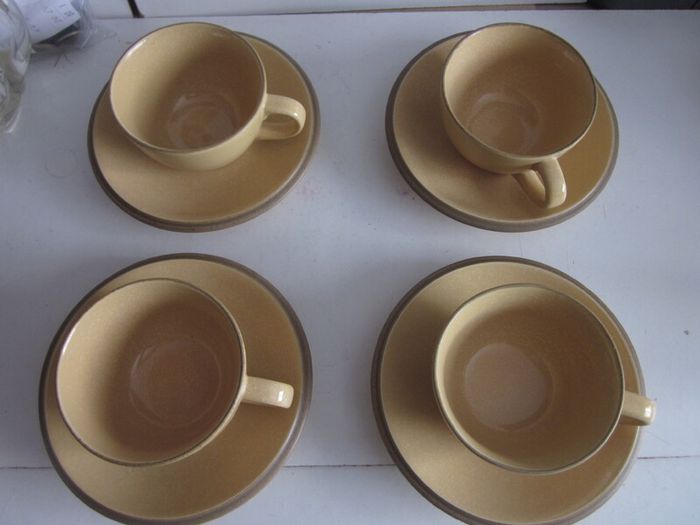 Four Kalahari Sands Cup/Saucers