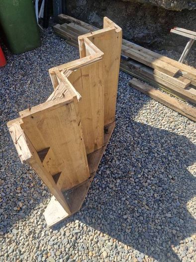 Staircase 100Euro ONO