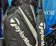 taylormade tour bag qi35