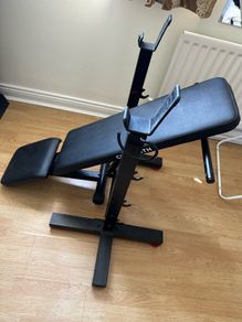 weight bench