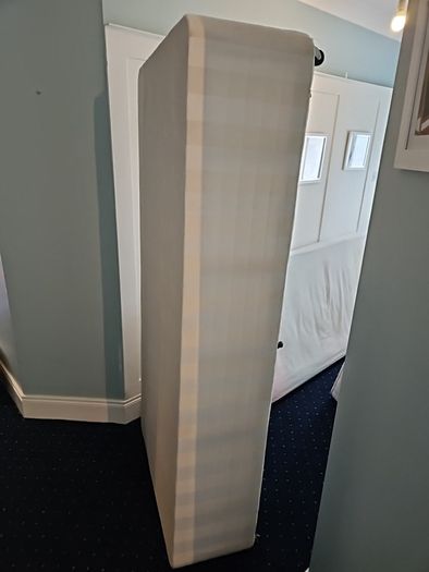 single bed