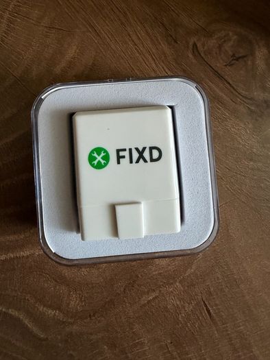 FIXD OBD2 car scanner